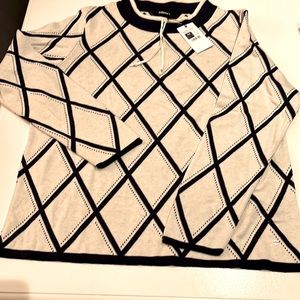 Long sleeve Olsen diamond cream and navy blue shirt